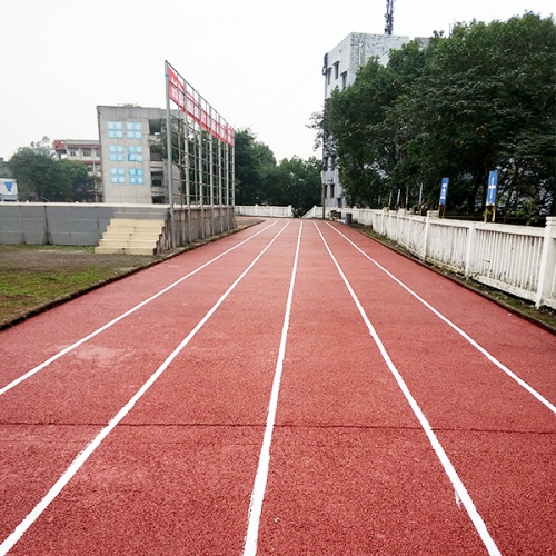 泸州卫校罗汉校区跑道